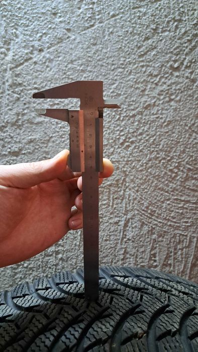 Зимни гуми Kumho Wintercraft 225/60/17 DOT22