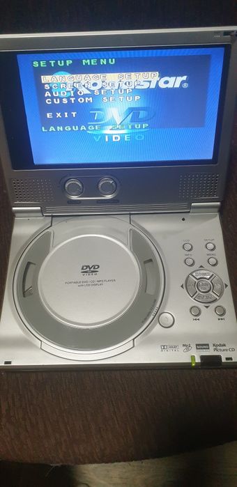 Vând DVD player ,,Roadstar,,