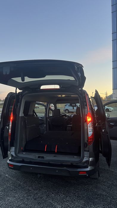 Ford Tourneo Connect 7 Locuri 1.5EcoBlue