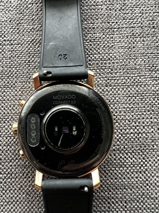 Смарт часовник MOVADO женски