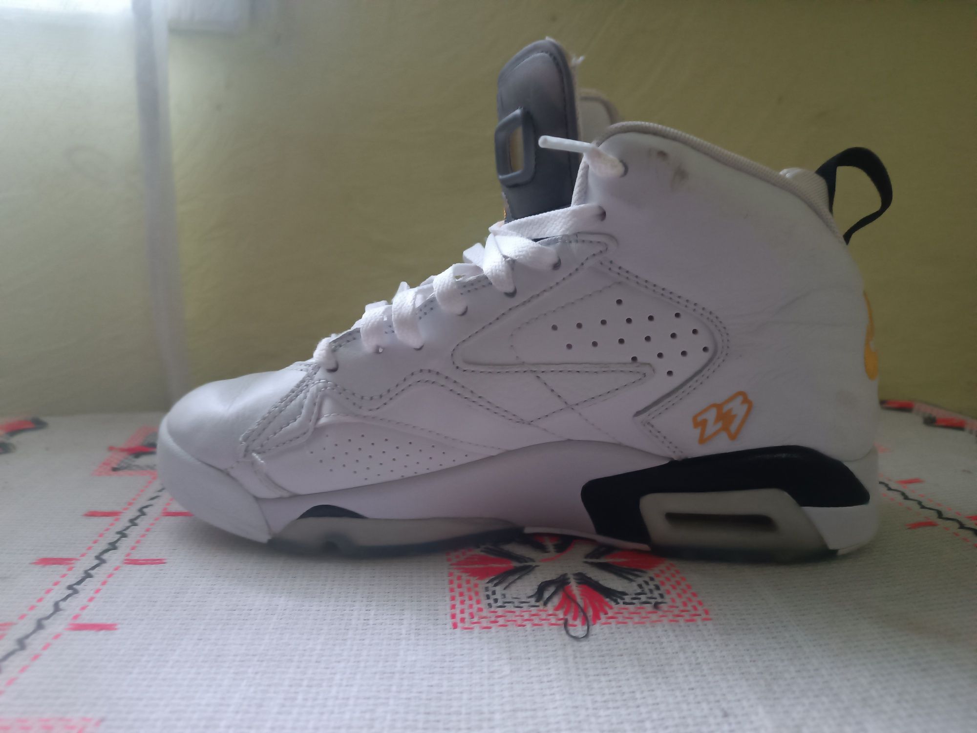 Jordan Mvp White&Yellow