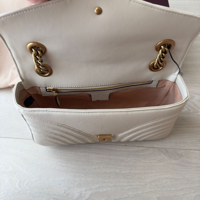 -  Gucci Marmont GG  -