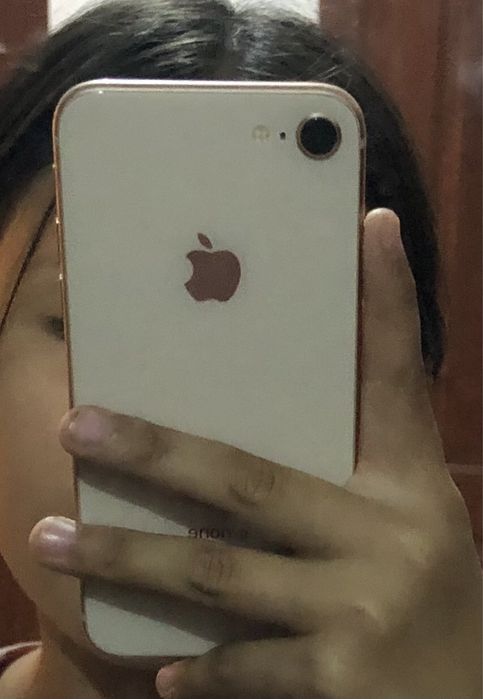 Айфон 8 за 27000