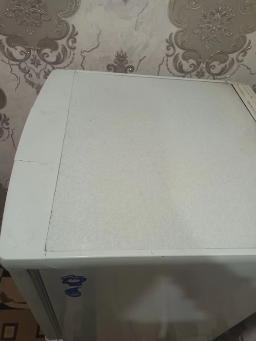 Холодильник бирюса