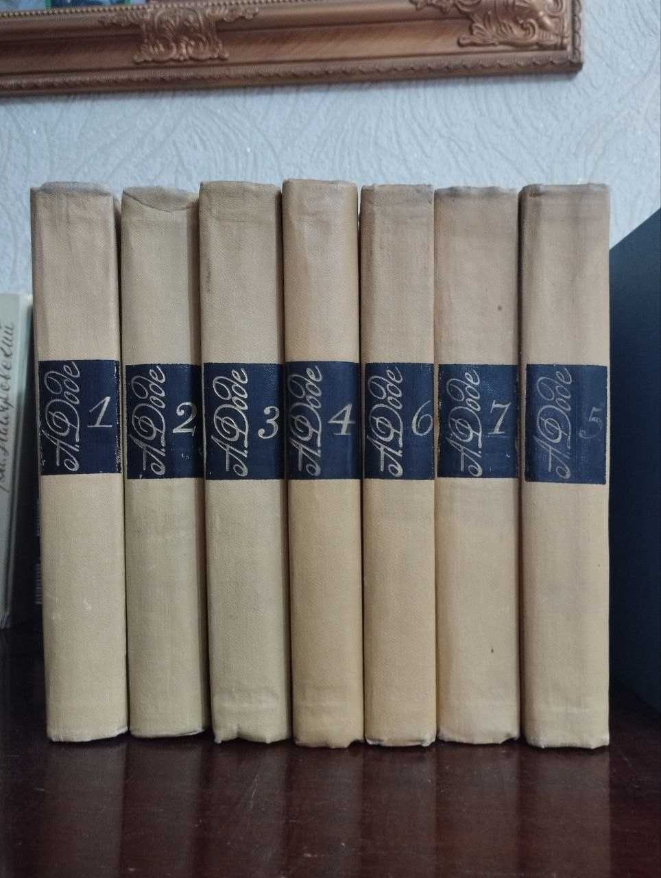 Продается коллекция книг