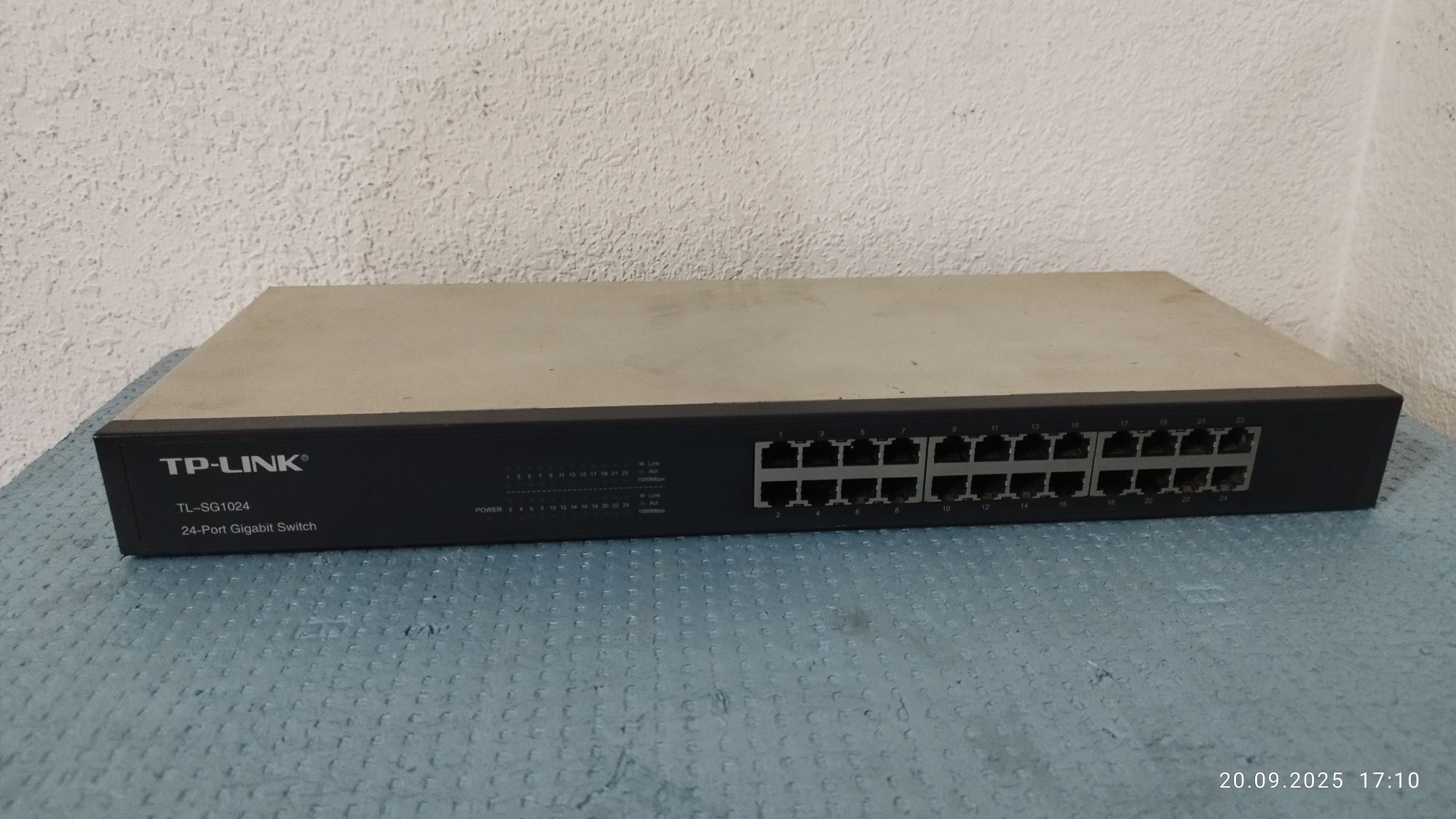 Свитч TP-LINK 24port Gigabit
