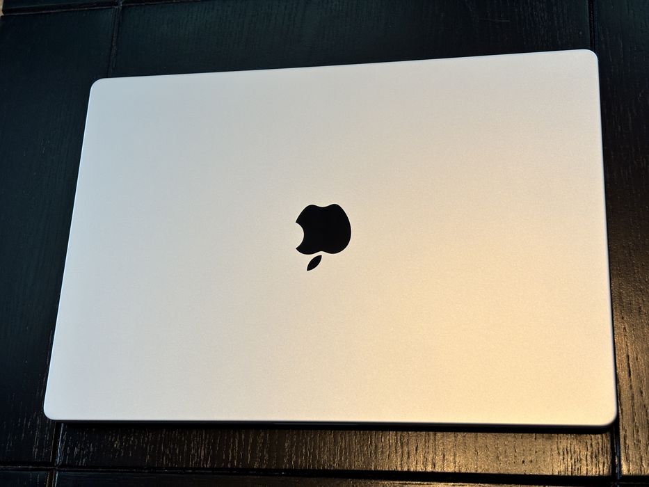 Macbook Pro 16” 2023 Nou