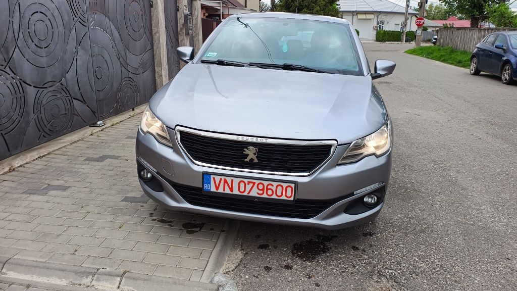 Peugeot 301 benzină