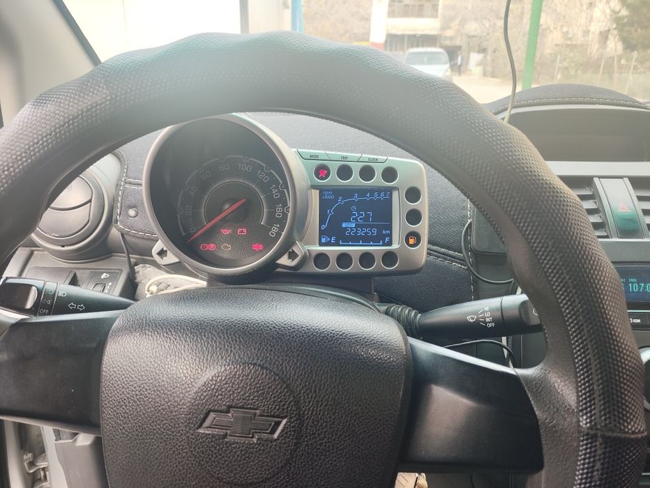 Спарк 2012 родной