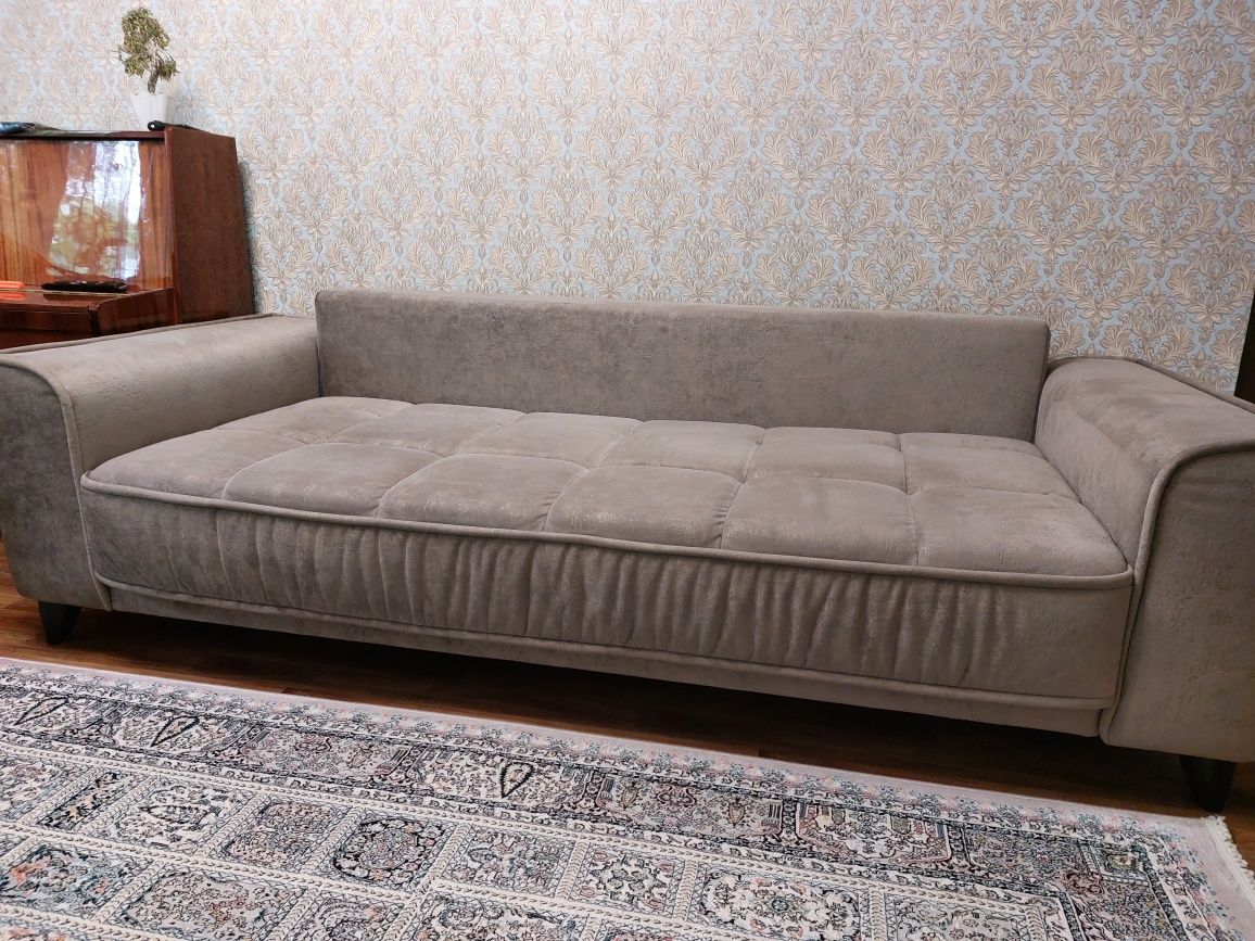 Настоящий Белорусский диван из дерева