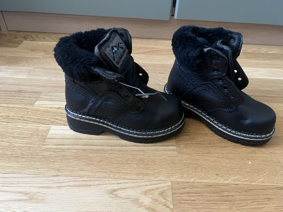 Детски кожени кубинки