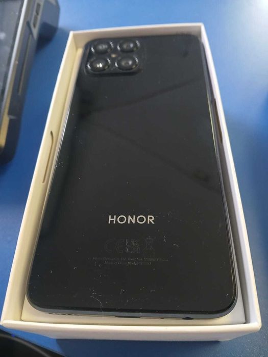 Honor X 8,128Gb  Ca nou
