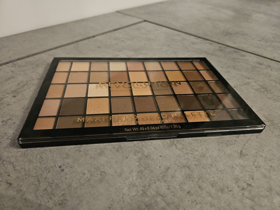 Paleta 45 culori Revolution