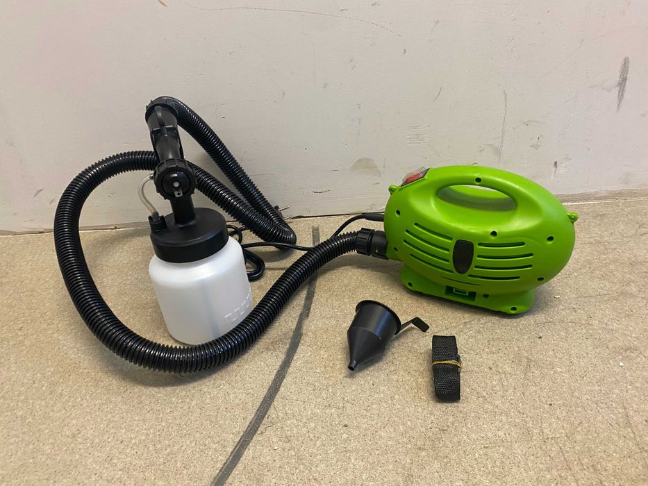 Пистолет за боя 650W ø2.5mm 800ml компр.