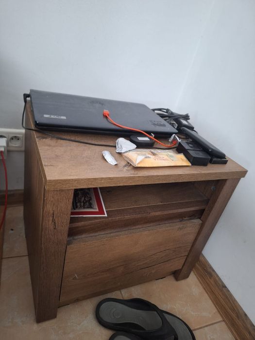 Vând piese mobilier nou, stare foarte bună, prețuri negociabile