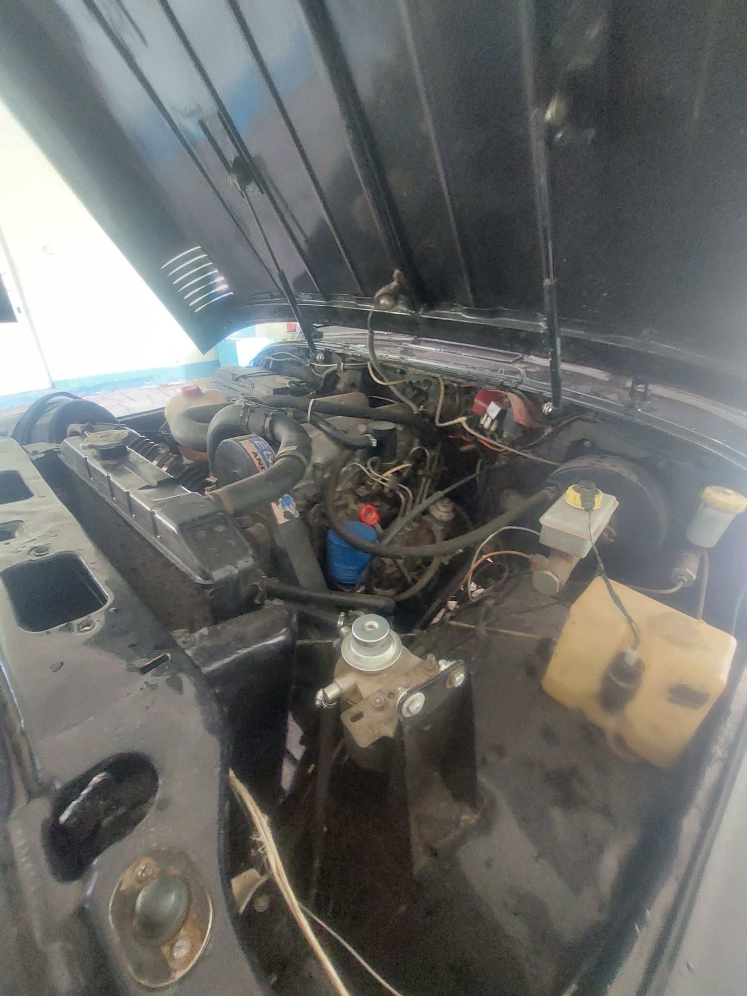 Uaz xanter sotiladi
