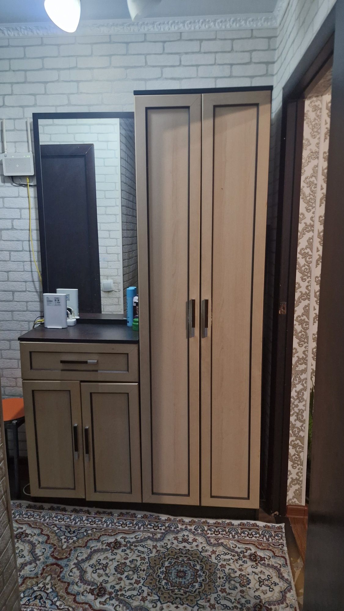 Шкаф для прихожей