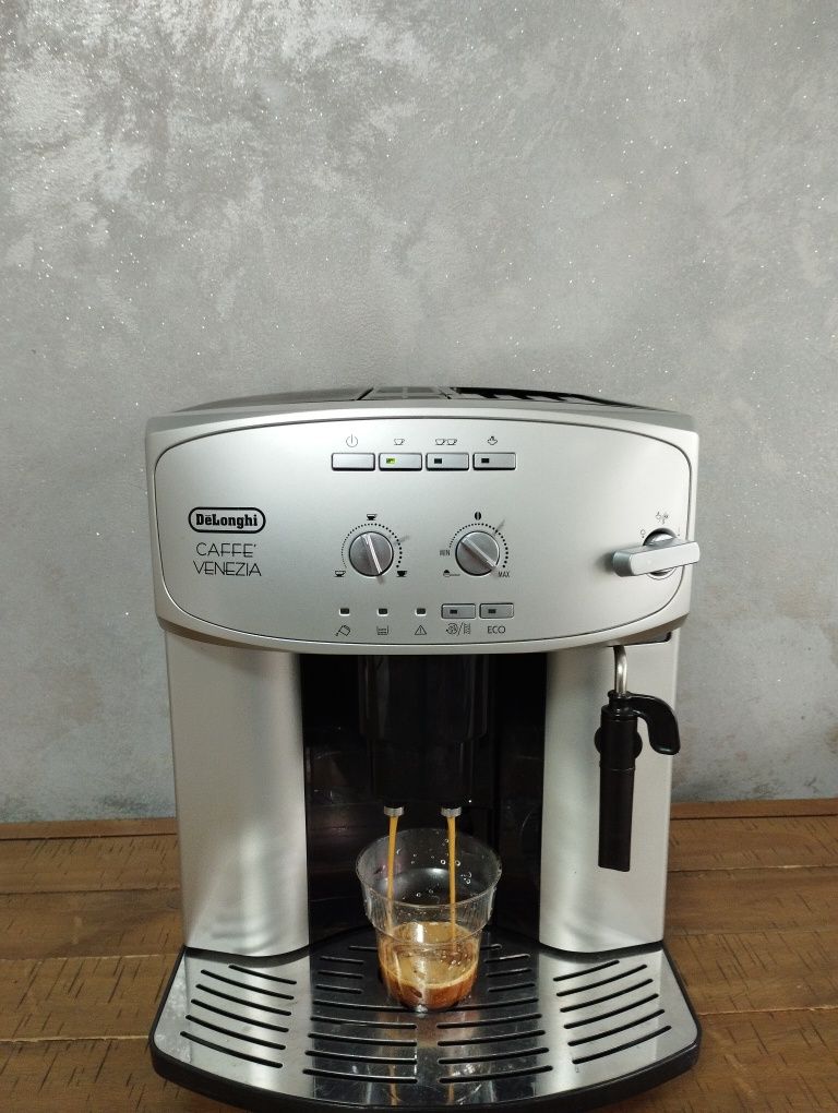 Expresor espressor aparat DeLonghi Magnifica Caffe Venezia/transport