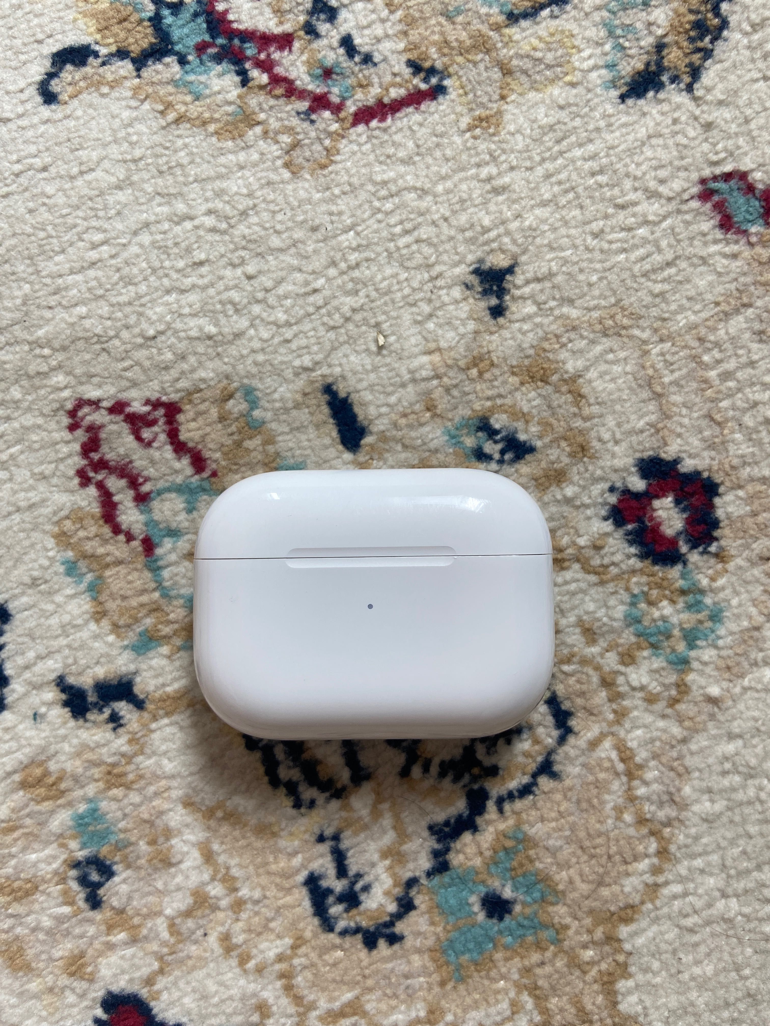 AirPods Pro 2 (100 к тенге)