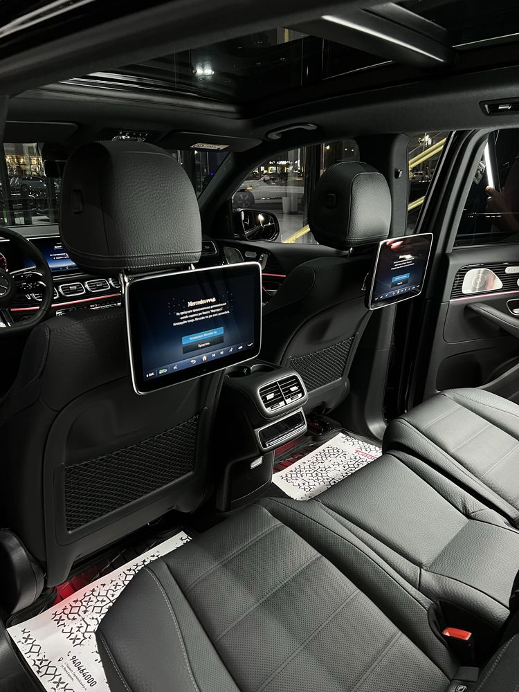 Mercedes Benz GLS450