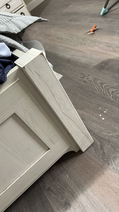 Кровать в спальню