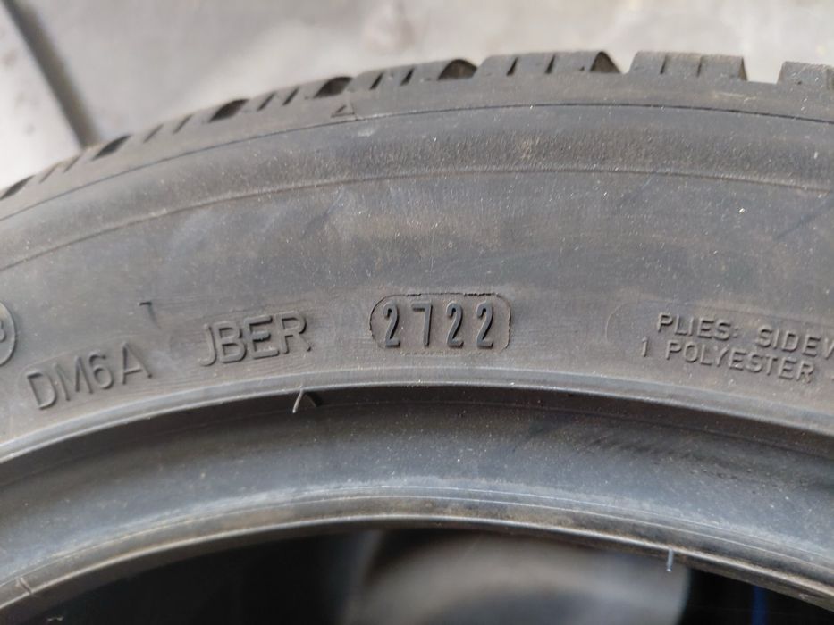 1БР. Гума 215/50/17” DUNLOP ЗИМНА
