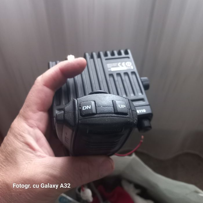 Stații radio 40. 80 canale