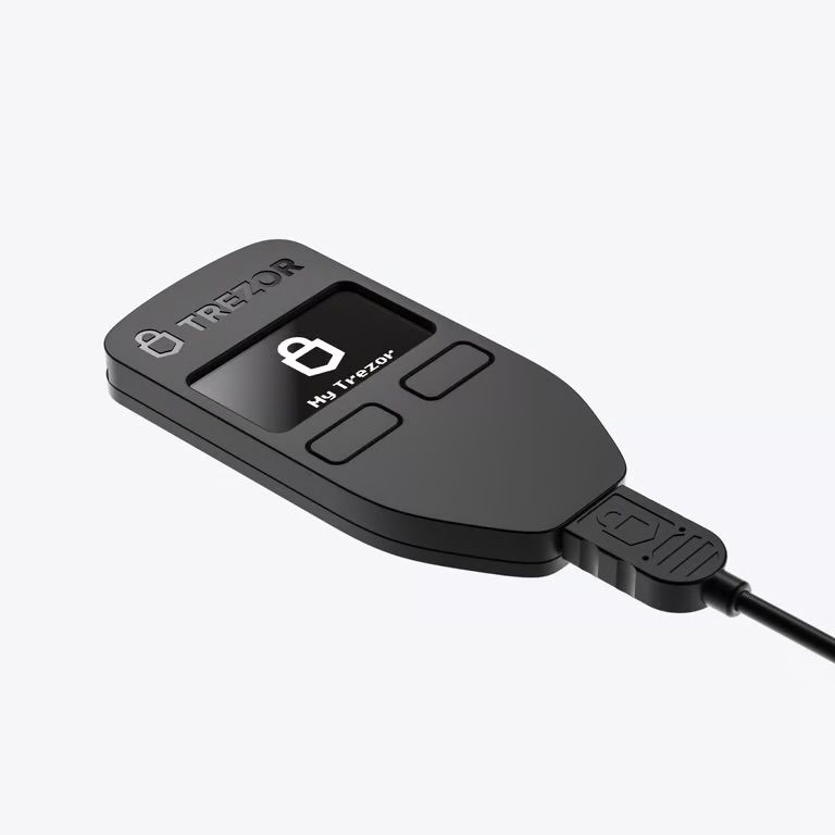 Портфейл за криптовалути Trezor Model One (Виж други обяви в профила)