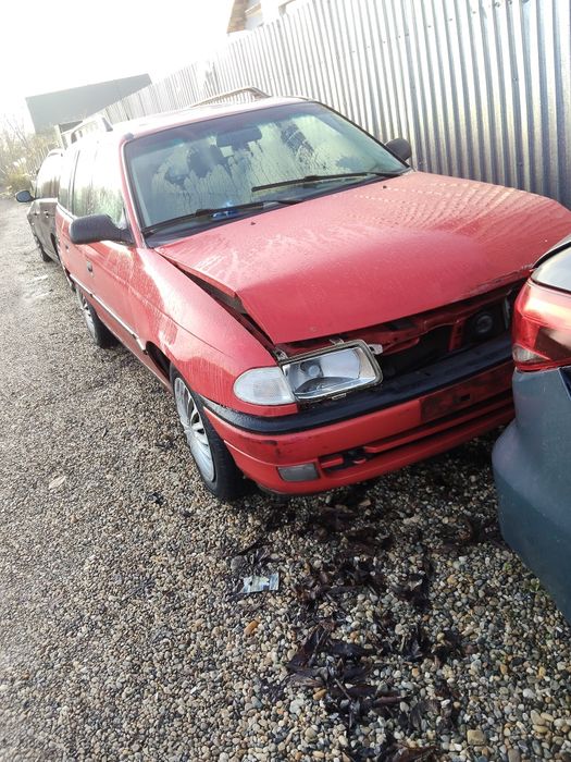 Se vinde Opel  Astra caravan