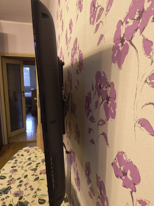 Телевизор 40" ALBA