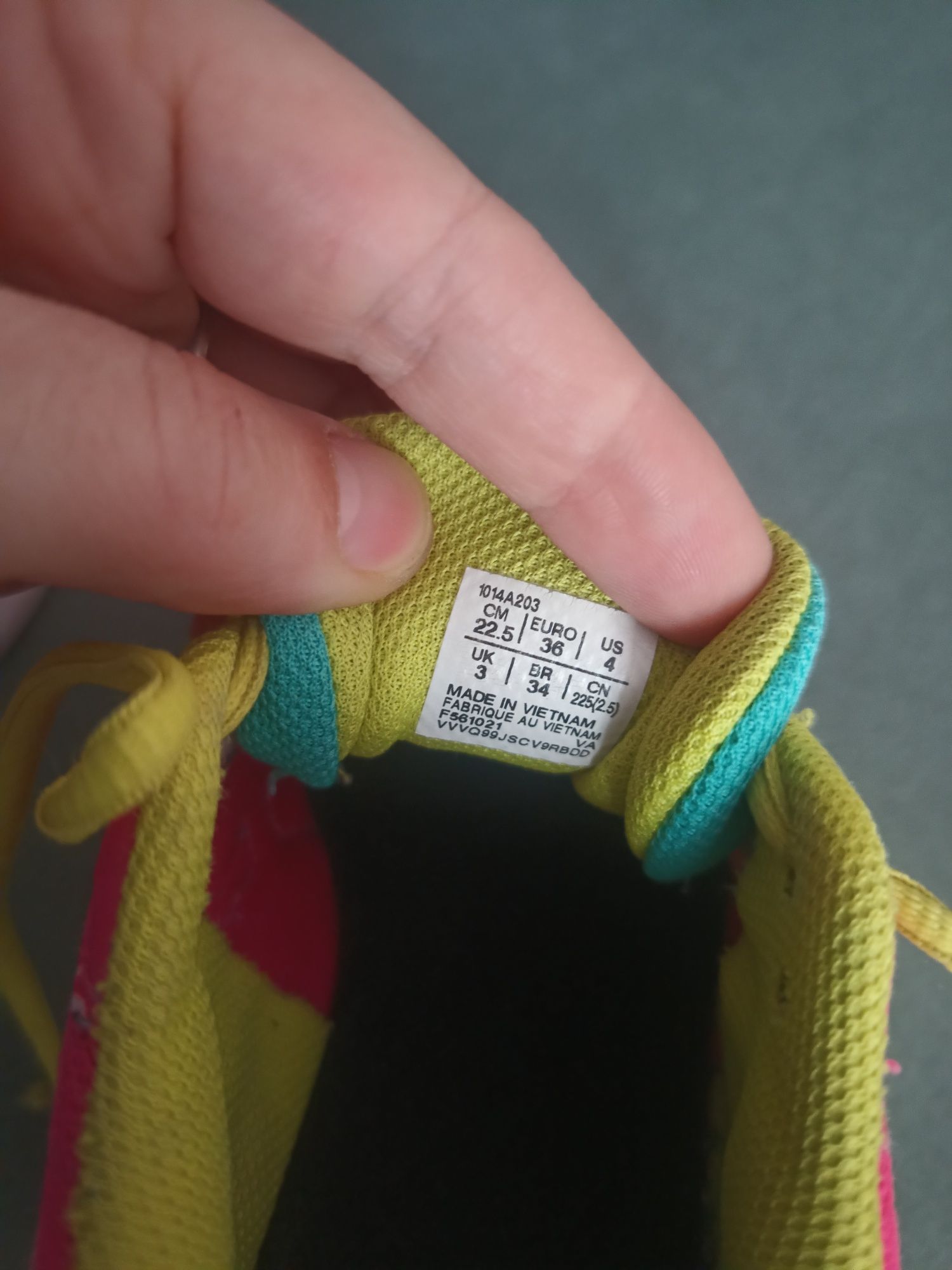 Adidași Asics mărimea 36