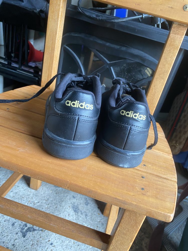 Дамски обувки Adidas