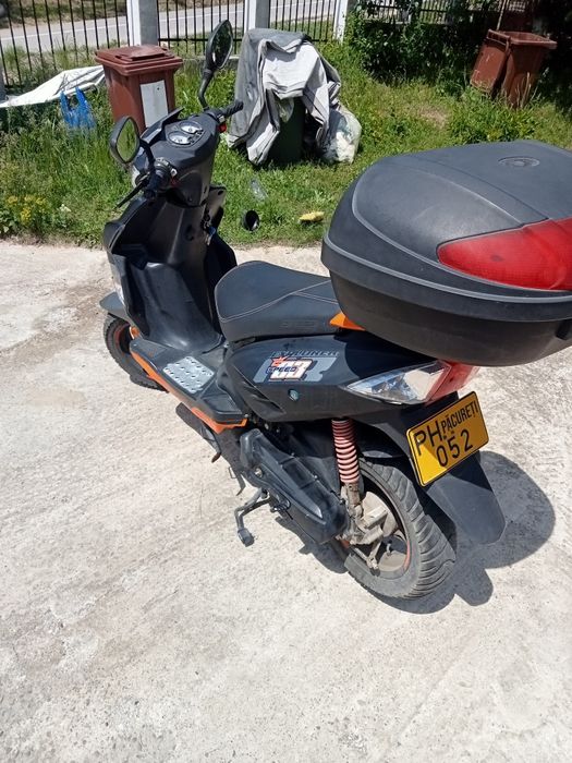 Scooter 49cc Explorer