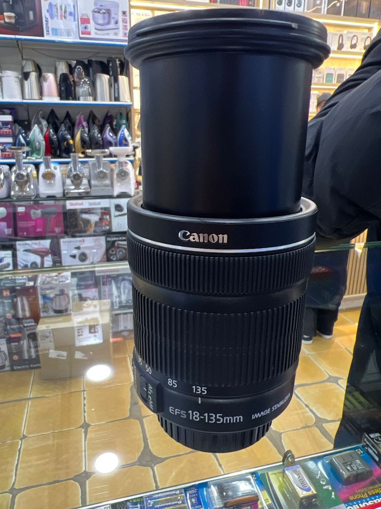 Продается Canon 70 D кит