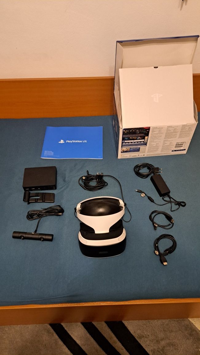 Продавам PS4 VR1