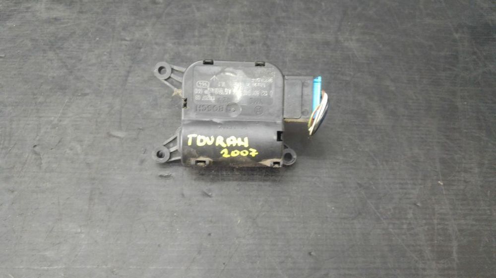 Motoras clapeta aeroterma vw touran 983384kf 0132801340