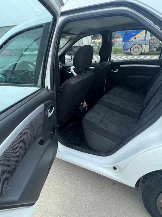 Dacia Logan, model Lureate  Eur 5