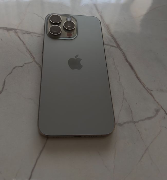 Продам IPhone 15 pro max