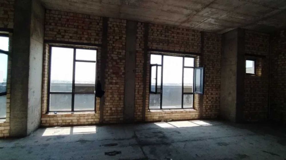 Продается пентхаус 4/8/8 новостройка Кадышева