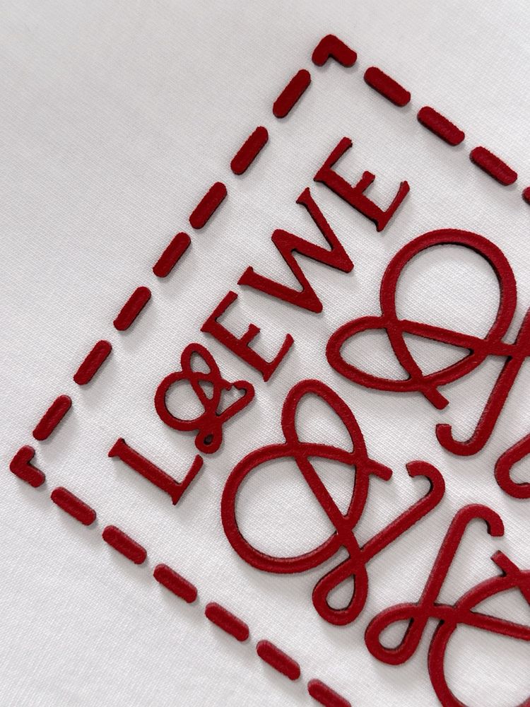 Чисто нова унисекс тениска LOEWE