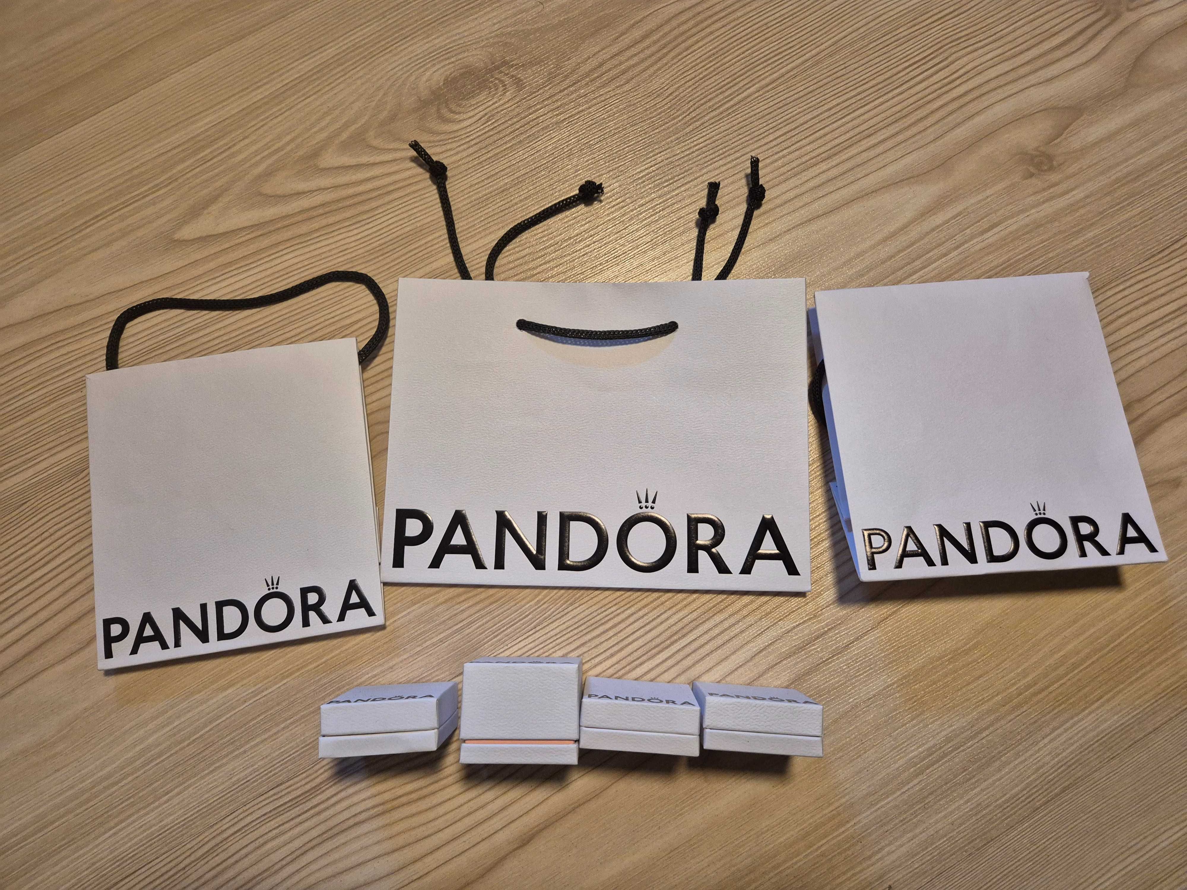 Cutii și pungi Pandora