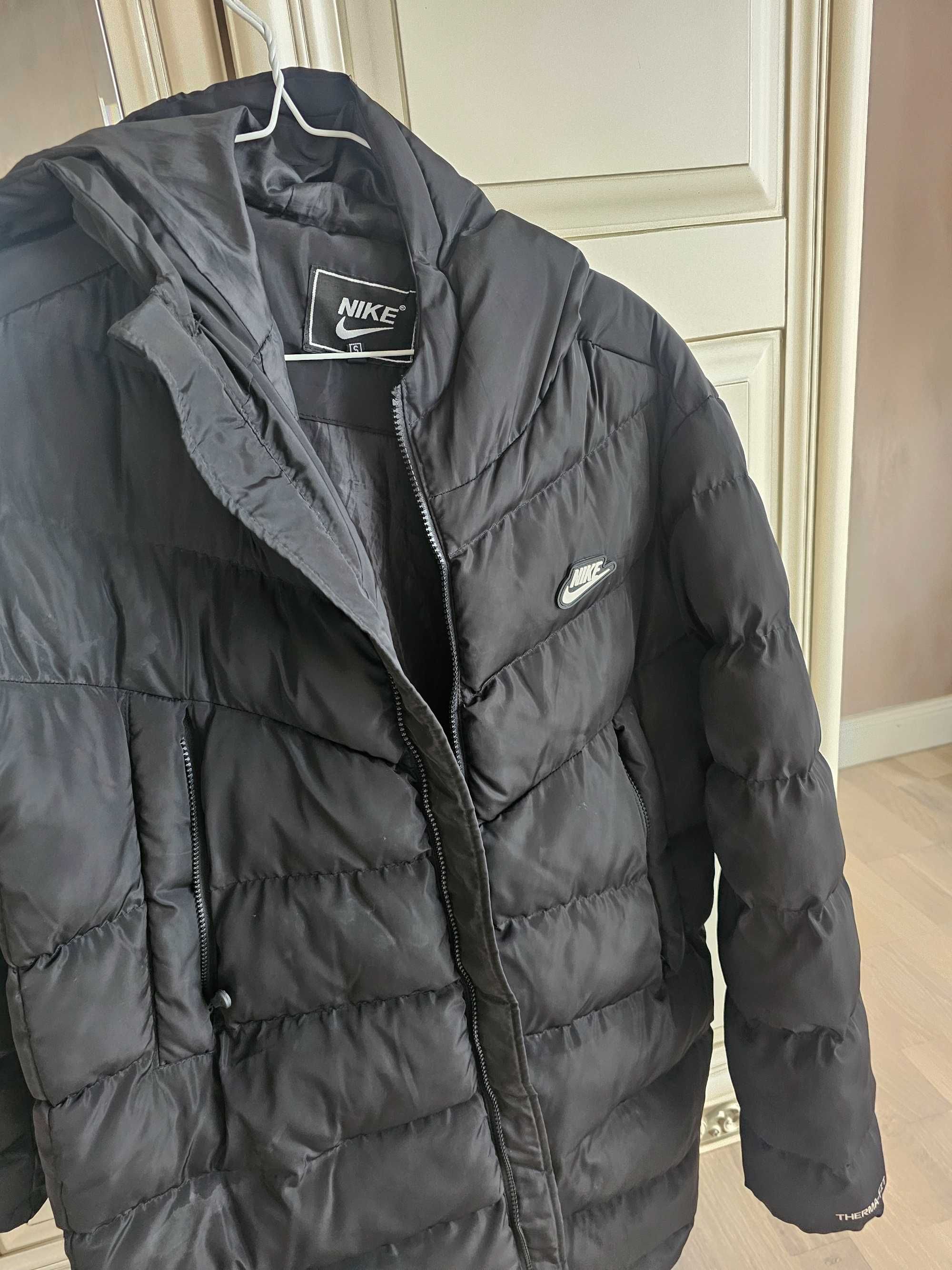 Geaca baieti Nike