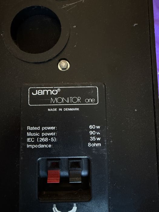 Vand boxe Jamo monitor one