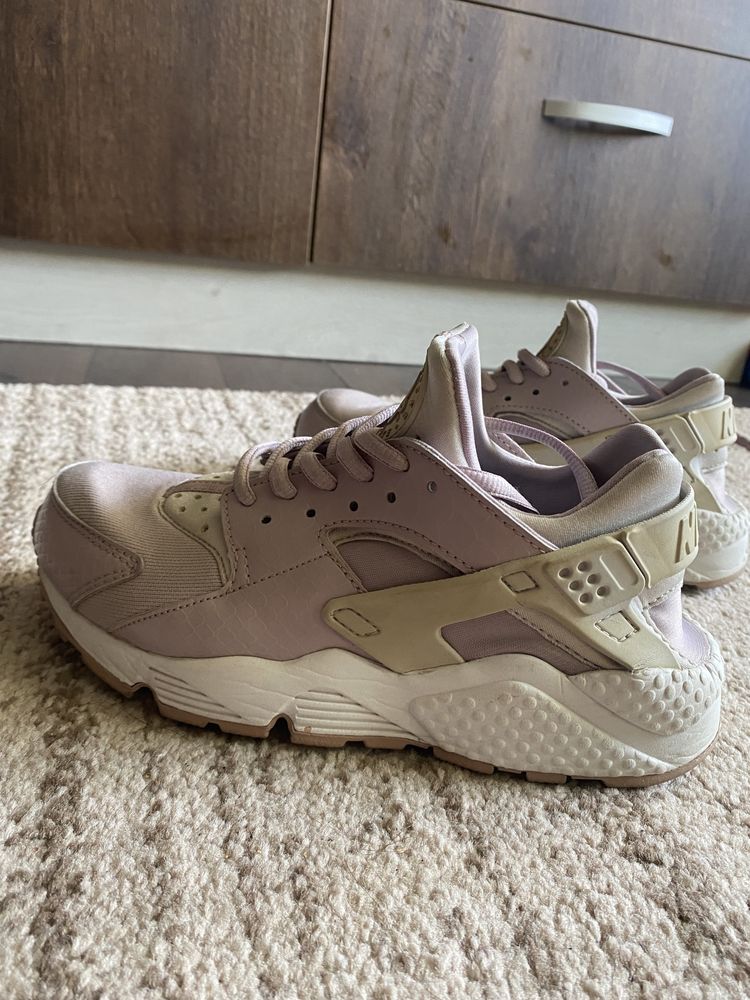 Nike Air Huarache