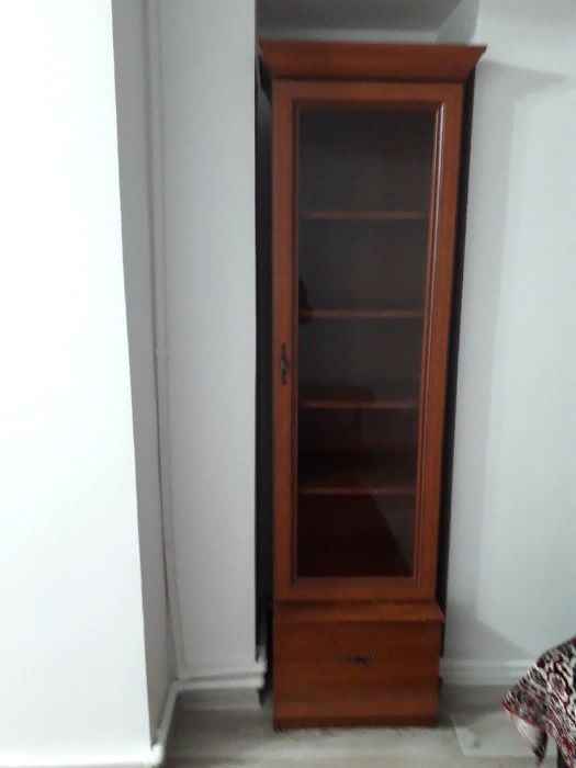 Мебель горка для гостиной комнаты цвет коричневый
