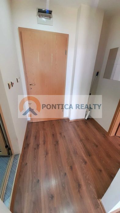Продава се Двустаен апартамент в к.к. Слънчев бряг - 65 кв.м за 1024 €/кв.м - Снимка #2