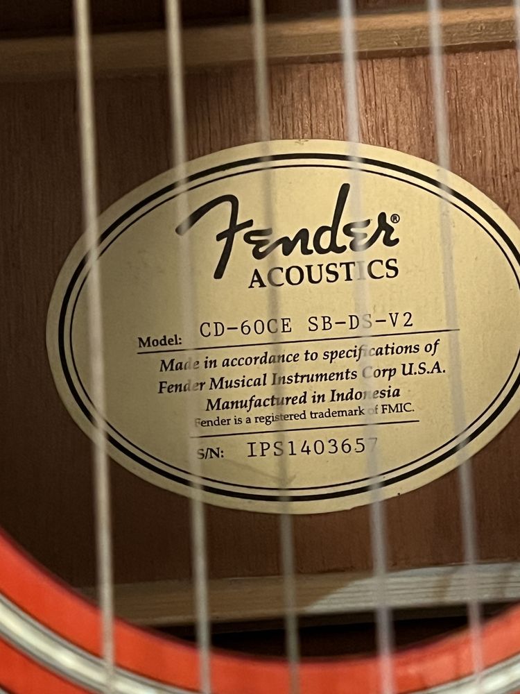 Guitar Fender accustic