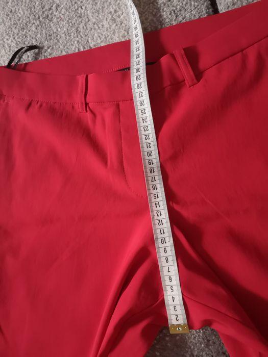 Pantaloni roșii stretch 40-42