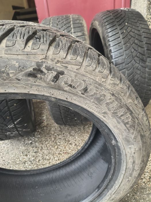 Зимни гуми " Goodyear Ultragrip Performance