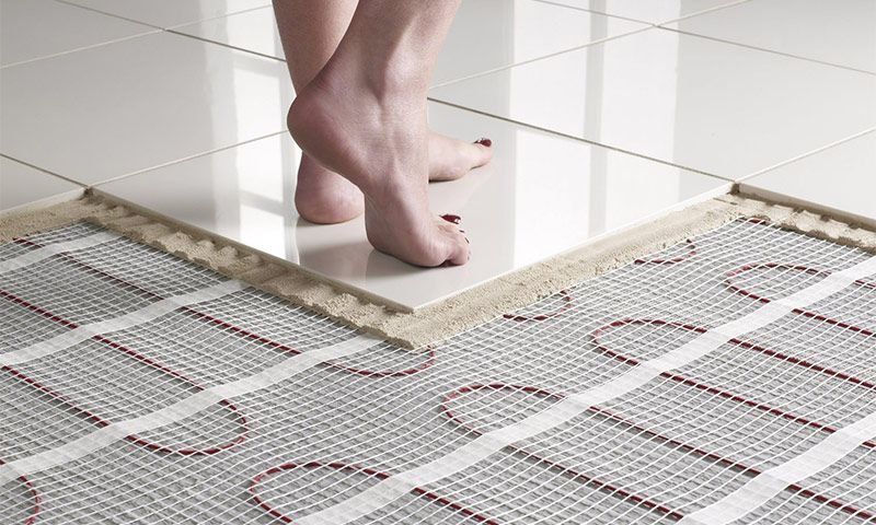 Elektr issiq pol
